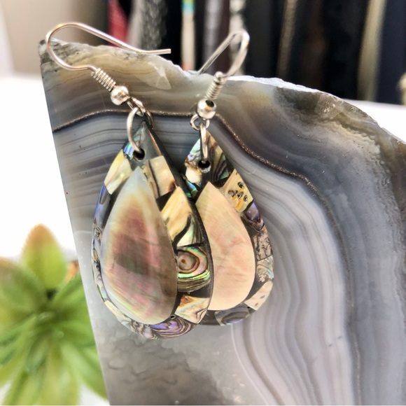 Abalone Tear Drop Shaped Earings - Picture 16 of 16